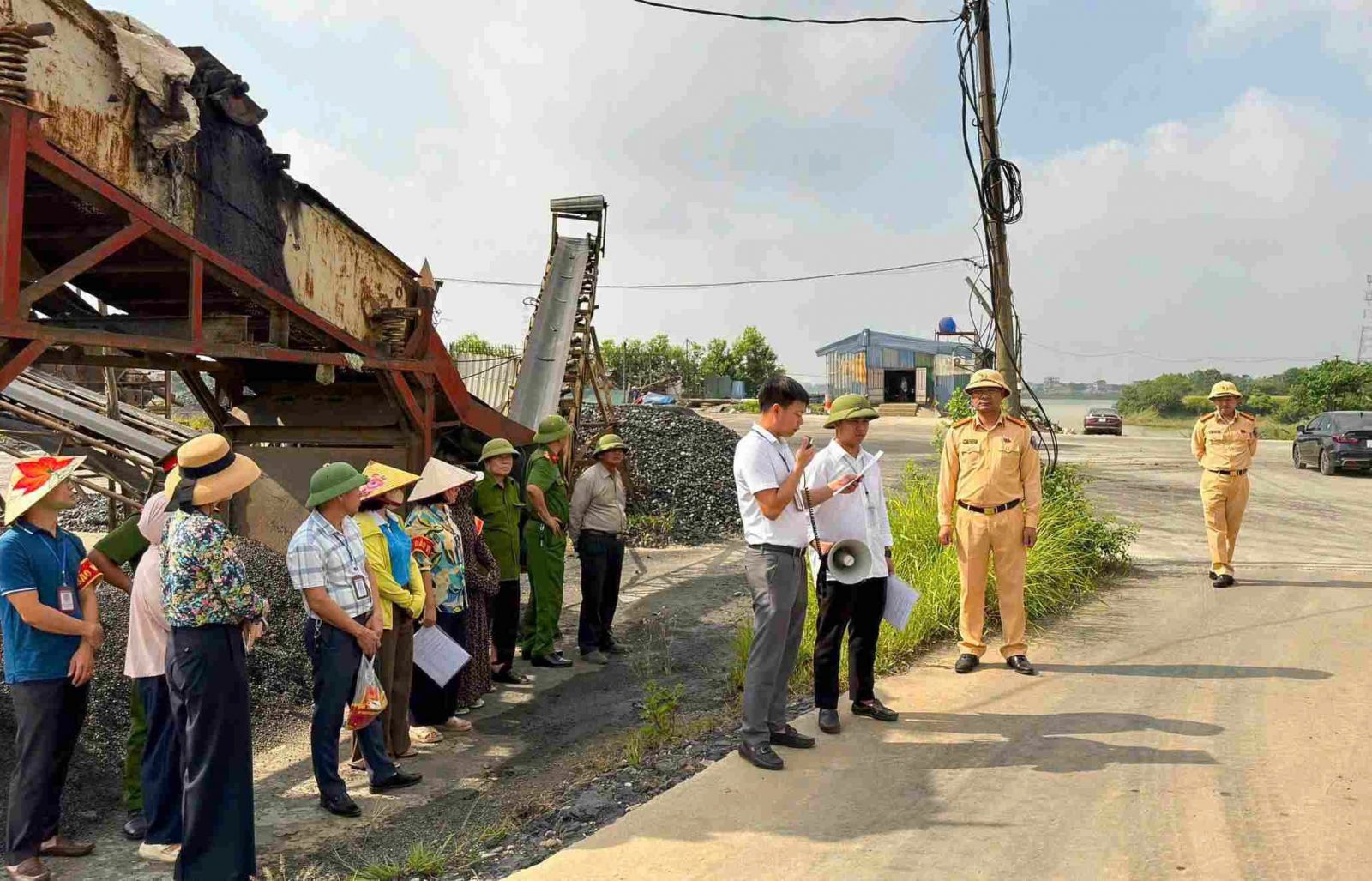 Kiên quyết lập lại trật tự hoạt động cảng, bến trên nhiều tuyến đường thủy quốc gia